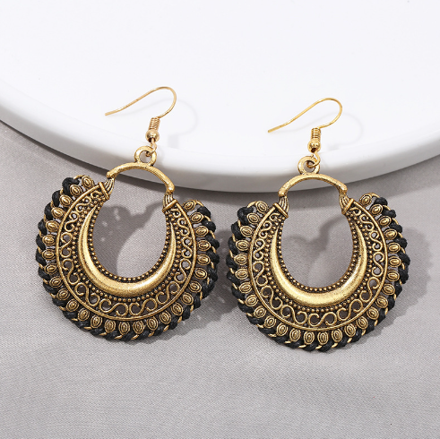 Delicate Boho Women's Earrings with Retro Tassels (Pair)