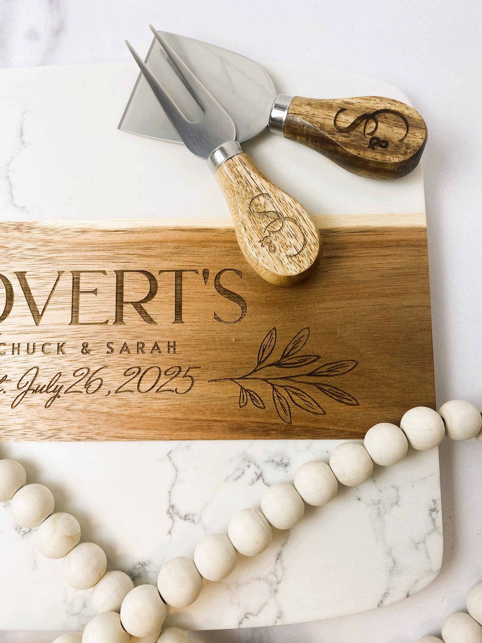 Personalized Marble & Acacia Charcuterie Board Gift Set | Custom Engraved Cheese Board with Cheese Knives | Wedding, Anniversary & Housewarming Gift